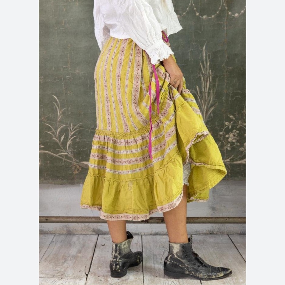 Magnolia Pearl Rose Ribbon Vara Skirt